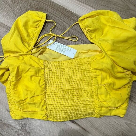 NEW Urban Outfitters Bambi Ruched Front Top Women’s Large - Picture 6 of 6